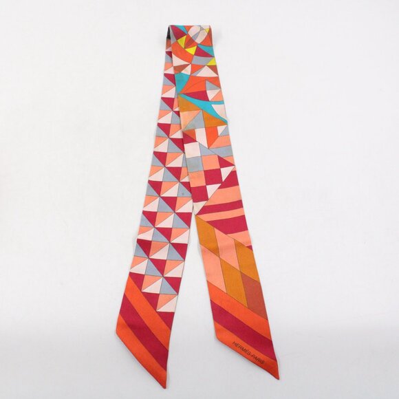 Pre-Owned Hermes Psyche Geometry 100% Silk Twilly Scarf in Orange Multicolor - Picture 2 of 12